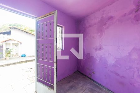 Casa à venda com 400m², 3 quartos e 2 vagasQuarto 1 - Edícula