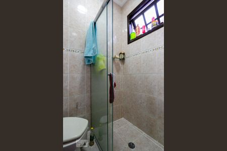 Casa à venda com 140m², 3 quartos e 2 vagasBanheiro da Suíte 2