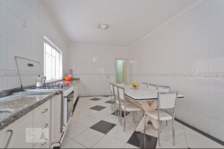 Casa à venda com 300m², 3 quartos e 3 vagasCozinha