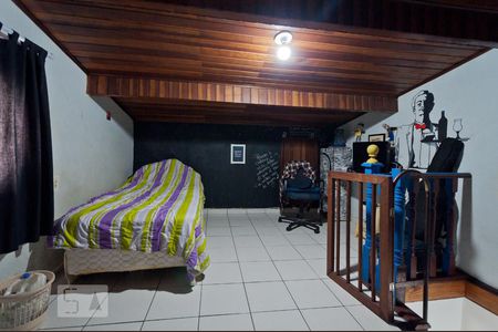 Casa à venda com 300m², 3 quartos e 3 vagasSótão