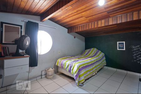 Casa à venda com 300m², 3 quartos e 3 vagasSótão