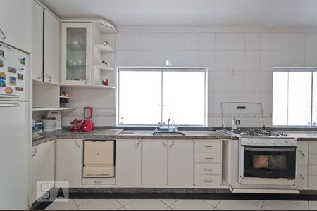 Casa à venda com 300m², 3 quartos e 3 vagasCozinha