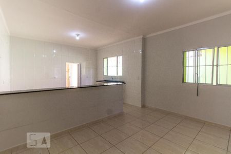 Casa para alugar com 45m², 1 quarto e 1 vagaSala