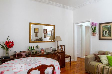 Apartamento à venda com 98m², 3 quartos e sem vaga Apartamento à venda com 98m², 3 quartos e sem vagaSala