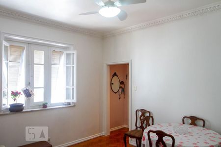 Sala de apartamento à venda com 3 quartos, 98m² em Leblon, Rio de Janeiro