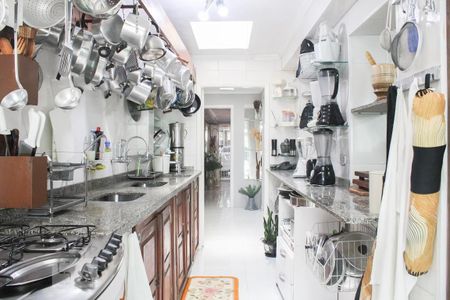 Casa à venda com 210m², 3 quartos e 2 vagasCozinha