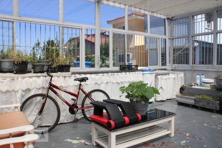 Casa à venda com 210m², 3 quartos e 2 vagasÁrea Externa - Mezanino e Lavanderia