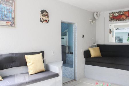 Casa à venda com 210m², 3 quartos e 2 vagasÁrea Externa