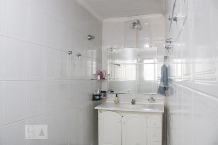 Casa à venda com 210m², 3 quartos e 2 vagasQuarto 2 - Banheiro