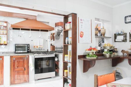 Casa à venda com 210m², 3 quartos e 2 vagasCozinha