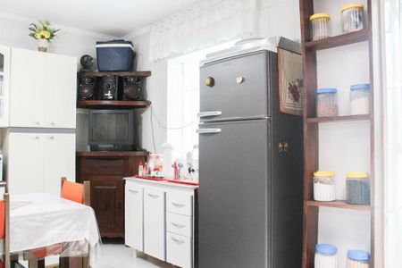 Casa à venda com 210m², 3 quartos e 2 vagasCozinha