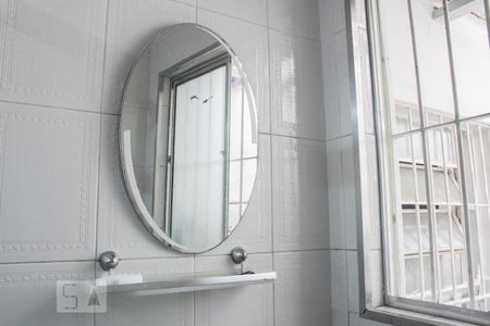 Casa à venda com 210m², 3 quartos e 2 vagasQuarto 2 - Banheiro