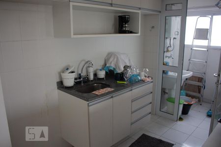 Apartamento para alugar com 68m², 2 quartos e 1 vaga Apartamento para alugar com 68m², 2 quartos e 1 vagaCozinha