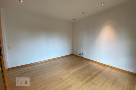 Apartamento à venda com 385m², 4 quartos e 6 vagasSuíte 1