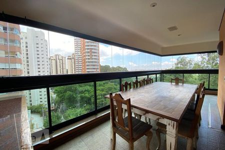 Apartamento à venda com 385m², 4 quartos e 6 vagasVaranda 3