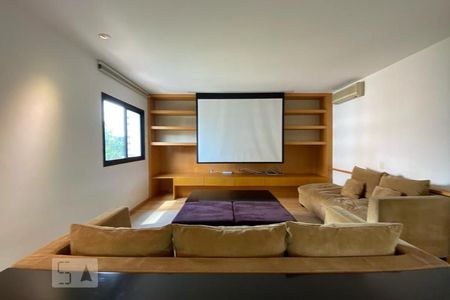 Sala de TV de apartamento à venda com 4 quartos, 385m² em Jardim Fonte do Morumbi, São Paulo