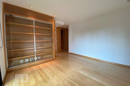 Apartamento à venda com 385m², 4 quartos e 6 vagasSuíte 1