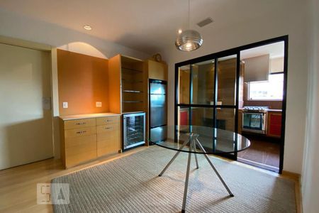 Apartamento à venda com 385m², 4 quartos e 6 vagasCopa
