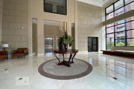 Apartamento à venda com 385m², 4 quartos e 6 vagasHall Social