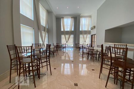 Apartamento à venda com 385m², 4 quartos e 6 vagasÁrea comum - Salão de festas
