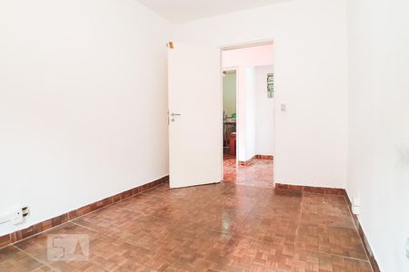 Casa para alugar com 300m², 4 quartos e 1 vaga Casa para alugar com 300m², 4 quartos e 1 vagaQuarto 2