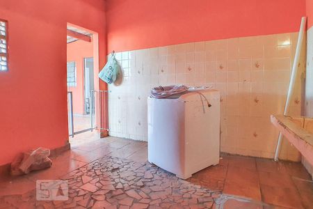 Casa para alugar com 300m², 4 quartos e 1 vaga Casa para alugar com 300m², 4 quartos e 1 vagaÁrea de Serviço