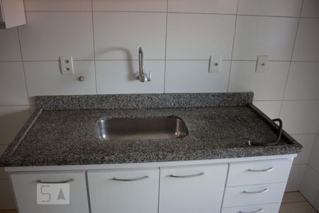 Apartamento para alugar com 69m², 2 quartos e 1 vagaCozinha