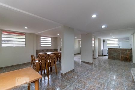 Apartamento à venda com 55m², 2 quartos e 1 vagaSalão de festas