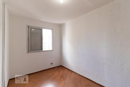 Quarto 1 de apartamento à venda com 2 quartos, 55m² em Jardim Celeste, São Paulo