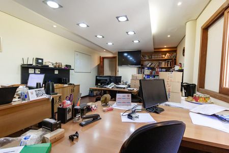 Casa à venda com 380m², 3 quartos e 2 vagasEscritório Piso Inferior