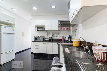 Casa à venda com 380m², 3 quartos e 2 vagasCozinha
