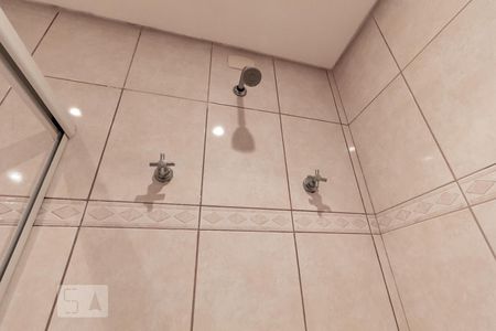 Casa à venda com 380m², 3 quartos e 2 vagasBanheiro Piso Inferior