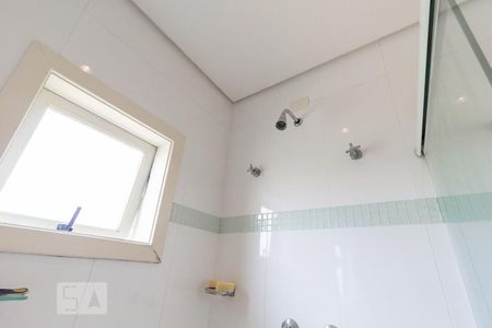 Casa à venda com 380m², 3 quartos e 2 vagasBanheiro da Suíte 3