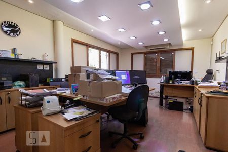 Casa à venda com 380m², 3 quartos e 2 vagasEscritório Piso Inferior