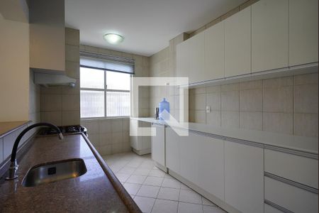 Cozinha de apartamento para alugar com 2 quartos, 85m² em Itacorubi, Florianópolis