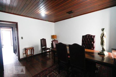 Casa à venda com 270m², 4 quartos e 2 vagasQuarto 3