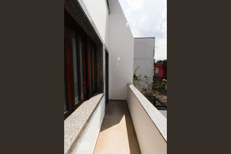 Casa à venda com 270m², 4 quartos e 2 vagasVaranda - Escritório