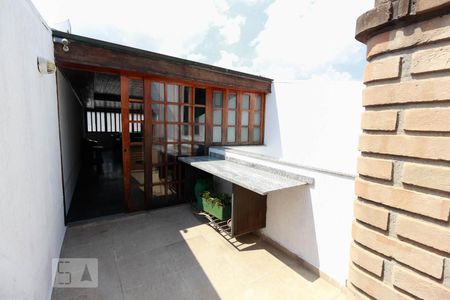 Casa à venda com 270m², 4 quartos e 2 vagasChurrasqueira