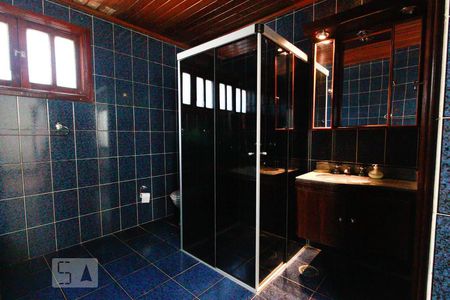Casa à venda com 270m², 4 quartos e 2 vagasSuíte quarto 2