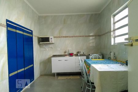 Cozinha de casa à venda com 3 quartos, 225m² em Vila Cavaton, São Paulo