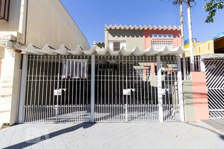 Casa à venda com 150m², 3 quartos e 3 vagasFachada