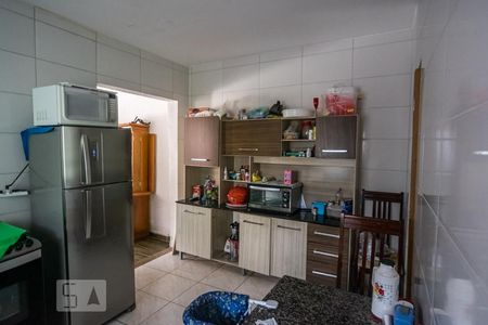 Casa à venda com 338m², 4 quartos e 8 vagasCozinha