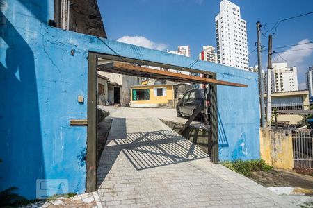 Casa à venda com 338m², 4 quartos e 8 vagasFachada