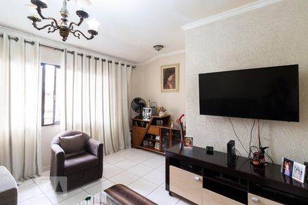 Sala de casa à venda com 4 quartos, 175m² em Vila Salete, São Paulo
