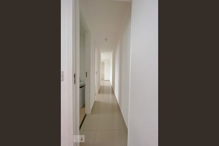 Corredor de apartamento à venda com 2 quartos, 49m² em Irajá, Rio de Janeiro