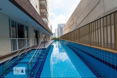 Apartamento para alugar com 40m², 1 quarto e 1 vagaPiscina