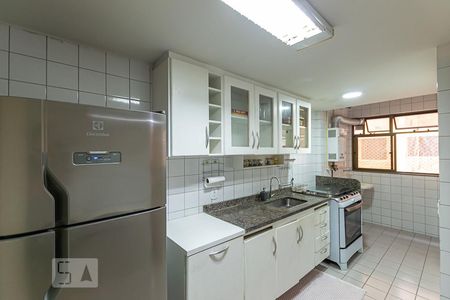 Apartamento à venda com 80m², 2 quartos e 1 vagaCozinha