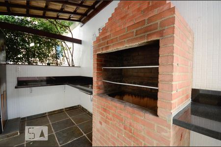 Apartamento à venda com 80m², 2 quartos e 1 vagaÁrea comum