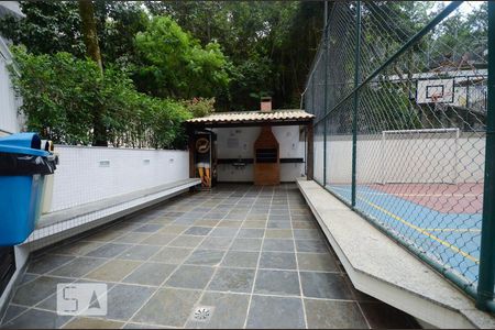 Apartamento à venda com 80m², 2 quartos e 1 vagaÁrea comum