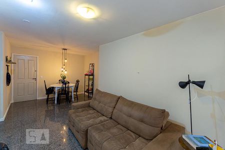 Apartamento à venda com 80m², 2 quartos e 1 vagaSala